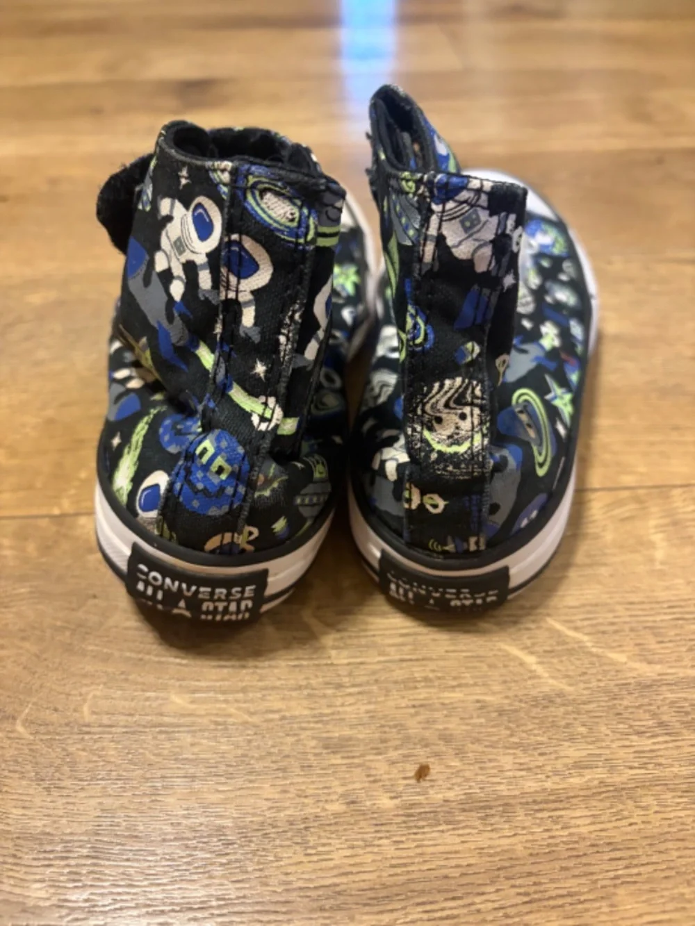 Kids converse astronaut size 13u